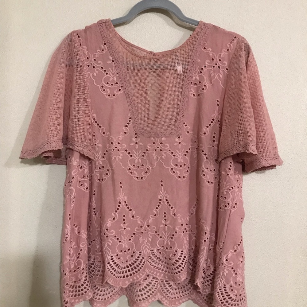 Monoreno lace top Sz M flowe tunic